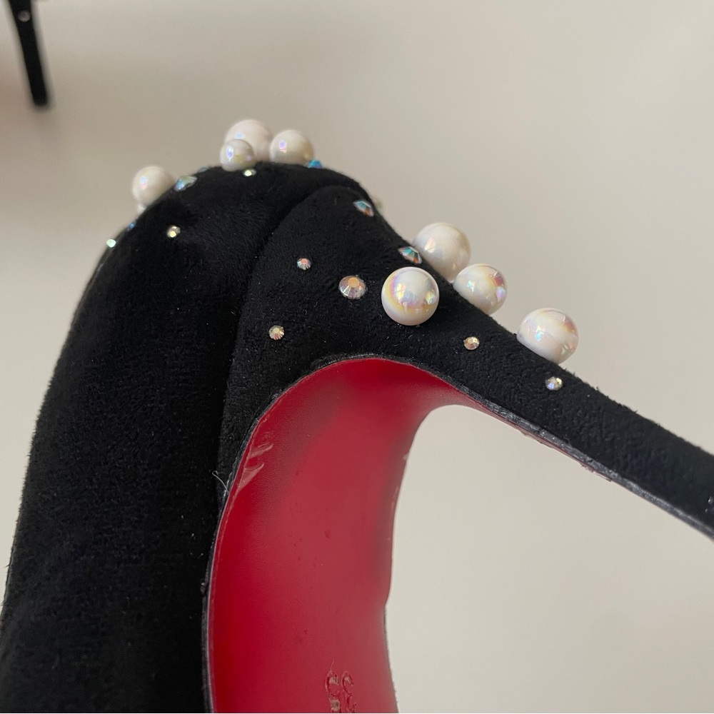 MORE PHOTOS 👠 Christian Louboutin Black Suede Embellished Pump - Size 35 - Picture 9 of 12